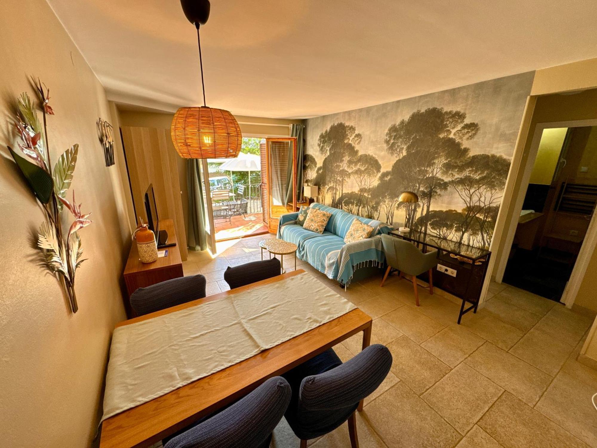 Apartament Al Golfet De Calella De Palafrugell Buitenkant foto